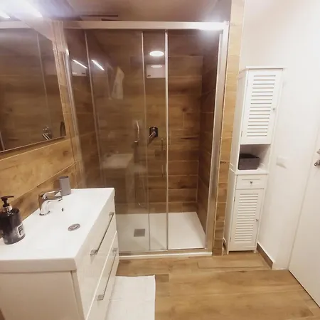 Monteverde Rhome *